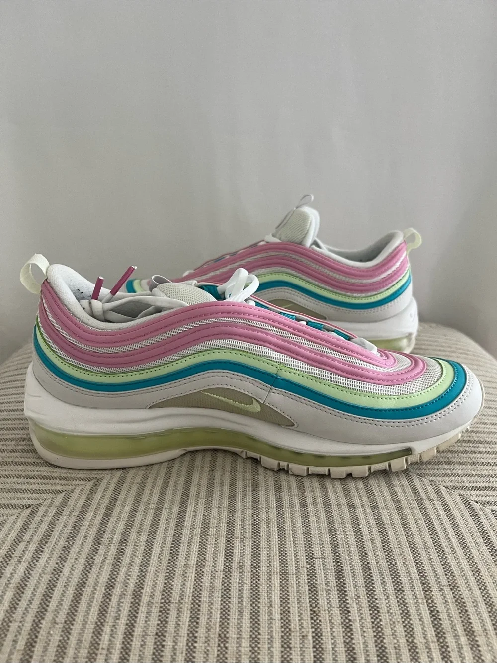 Nike women’s air